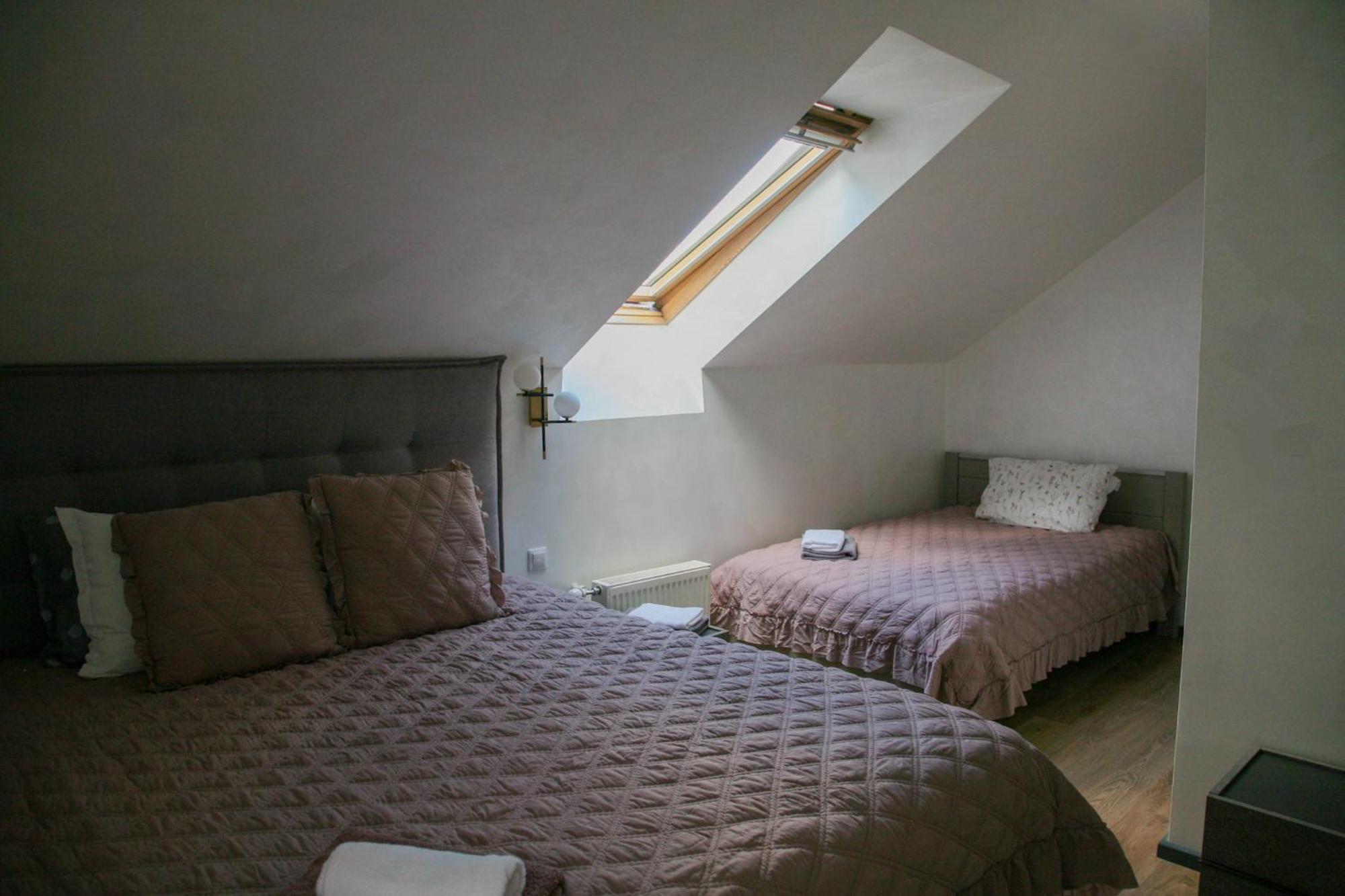 Pils Hotel Kandava Eksteriør billede